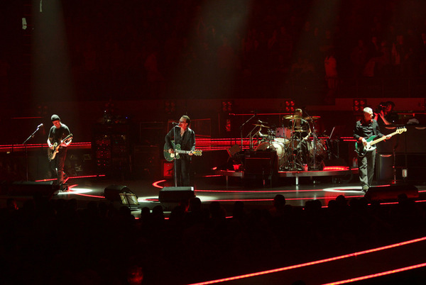 U2 > Gallery > Band, 2005